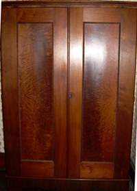 armoire c.jpg